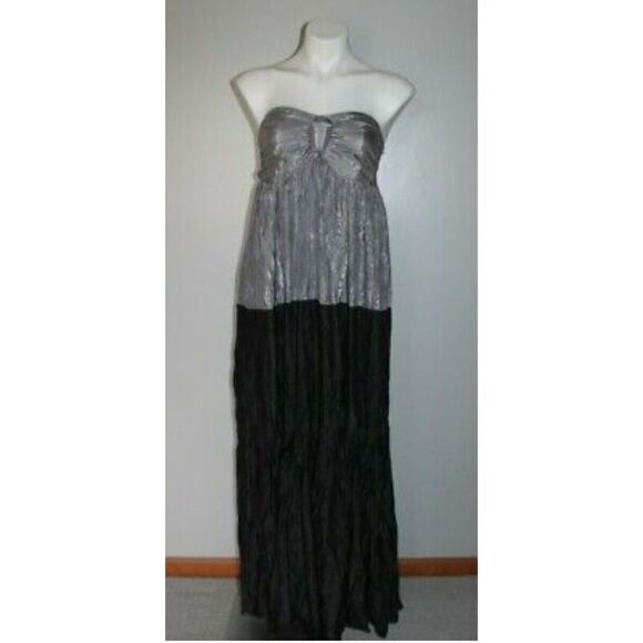 Ryu Maxi Dress  - Picture 1 of 6